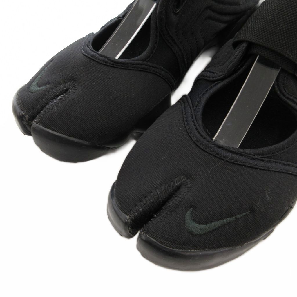 ナイキ NIKE WMNS AIR RIFT スニーカー 25cm 足袋 シューズ 黒