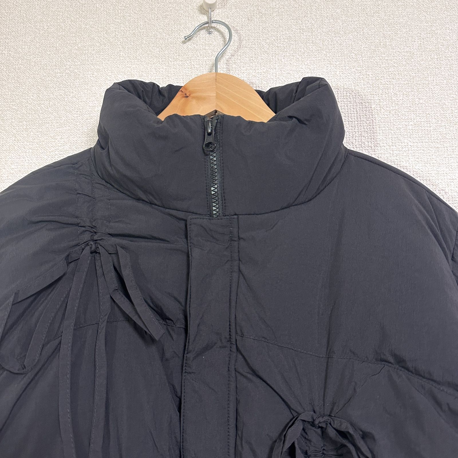 SINOON リボンディティールダウンジャケット クロップド丈 裾ドロスト