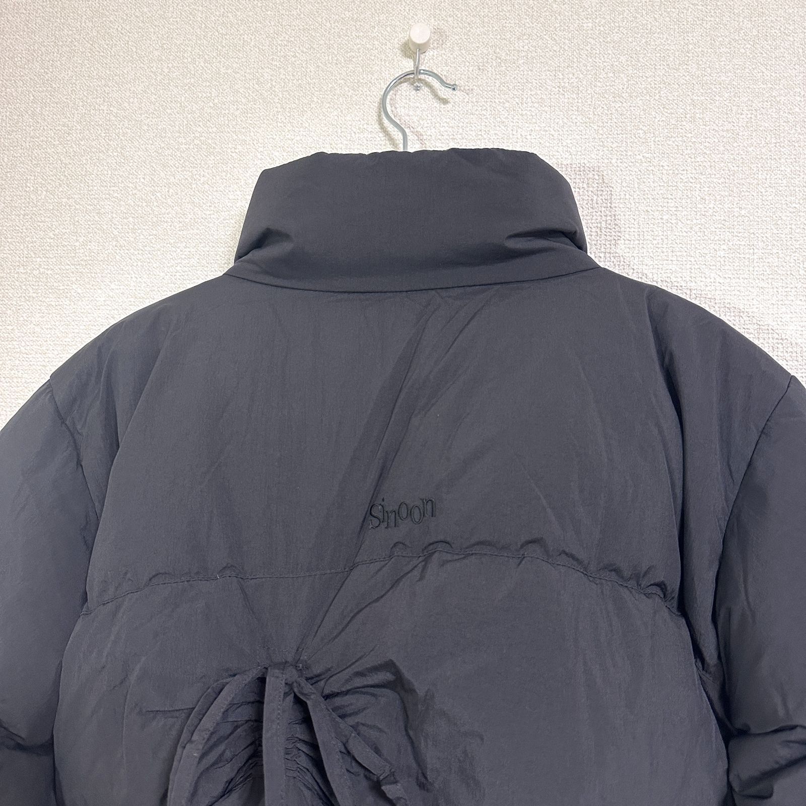 SINOON リボンディティールダウンジャケット クロップド丈 裾ドロスト