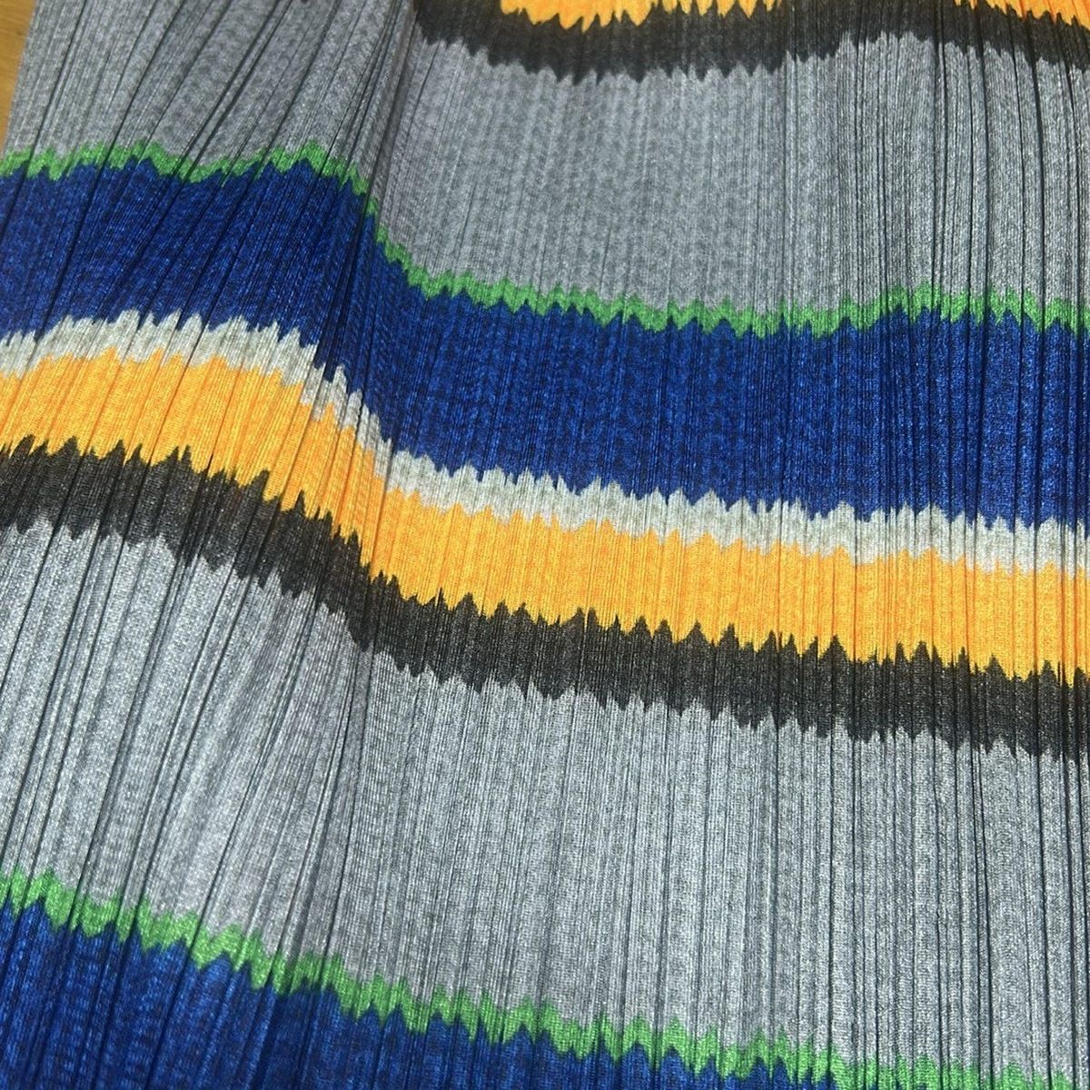 プリーツ ボーダー