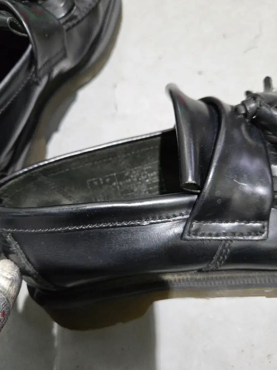 ドクターマーチン エイドリアン