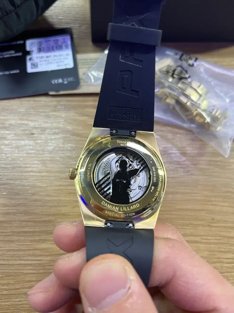 TISSOT リラード EDITION 肌触り良好 腕時計(クォーツ) 