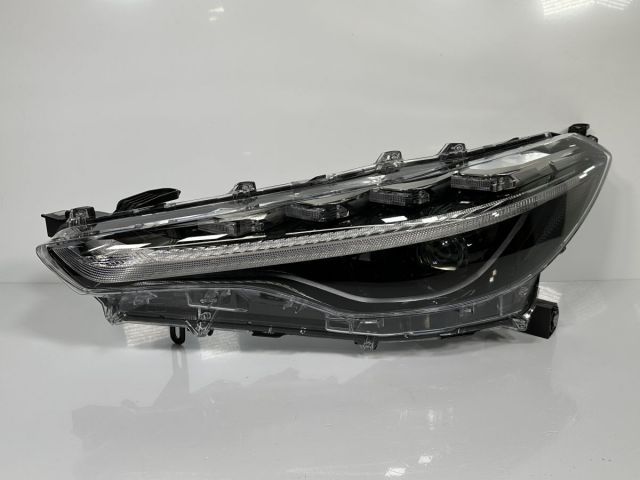 カローラクロス ZVG11 ZVG15 ZSG10 純正 左ヘッドライト Assy 左ライト