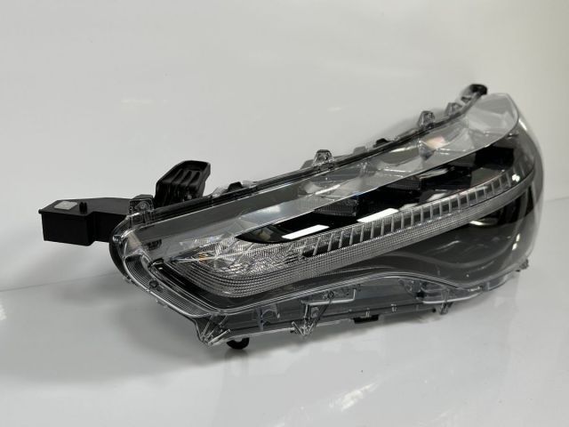 カローラクロス ZVG11 ZVG15 ZSG10 純正 左ヘッドライト Assy 左ライト