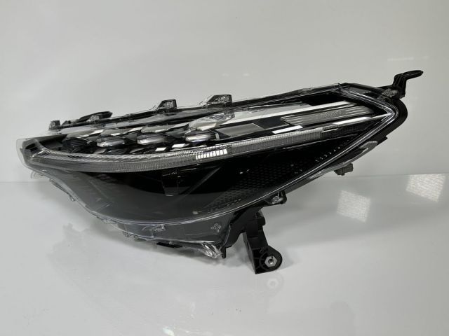 カローラクロス ZVG11 ZVG15 ZSG10 純正 左ヘッドライト Assy 左ライト