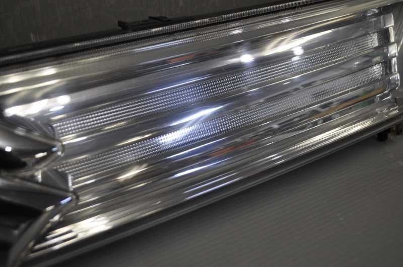 ワゴンR スティングレー 1型 前期 (MH34S) 純正 動作保証 フロント