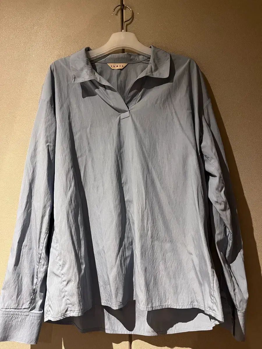 イライラ スカイブルー シャツ 基本