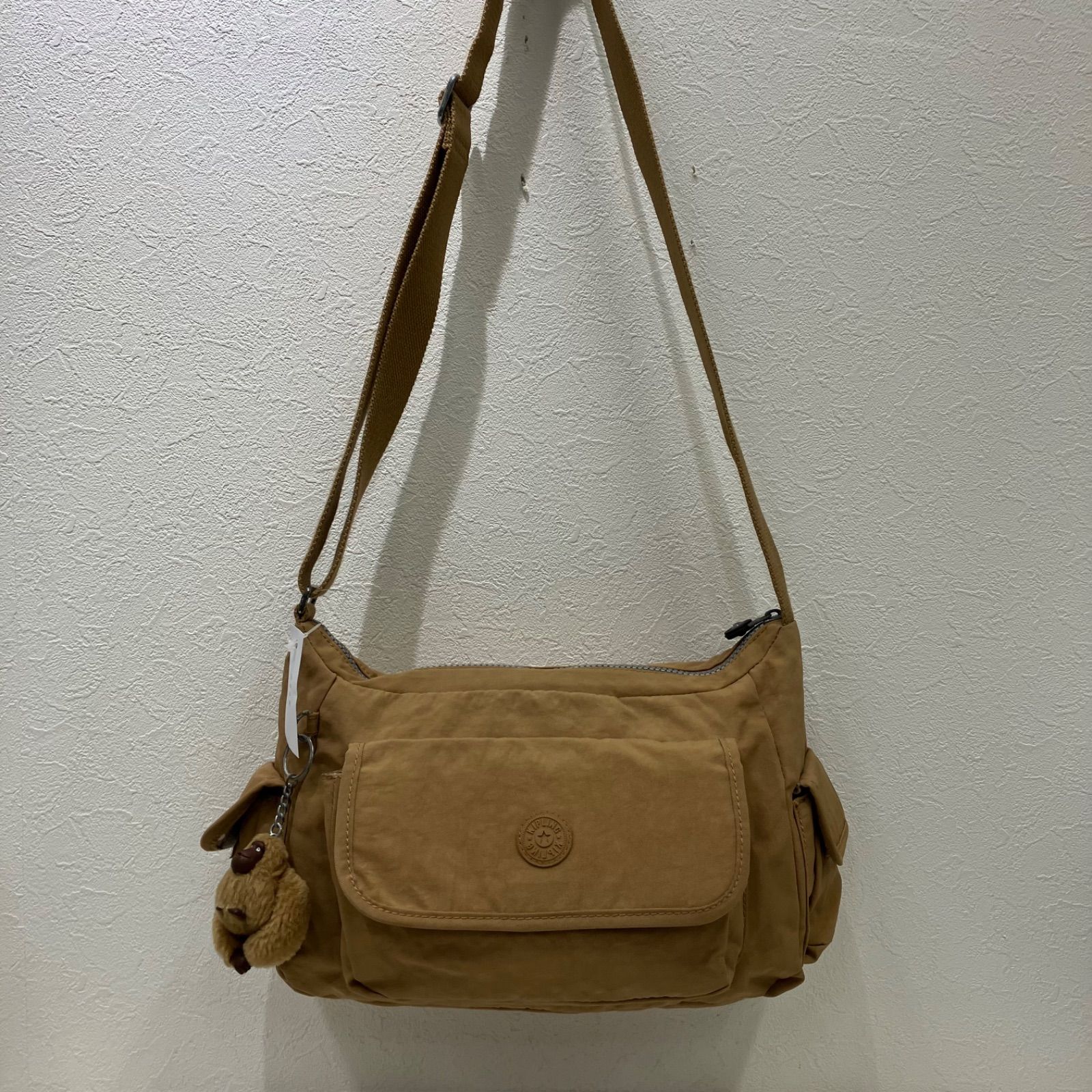 7605 KIPLING キプリング ショルダーバッグ ベージュ系 レディース 
