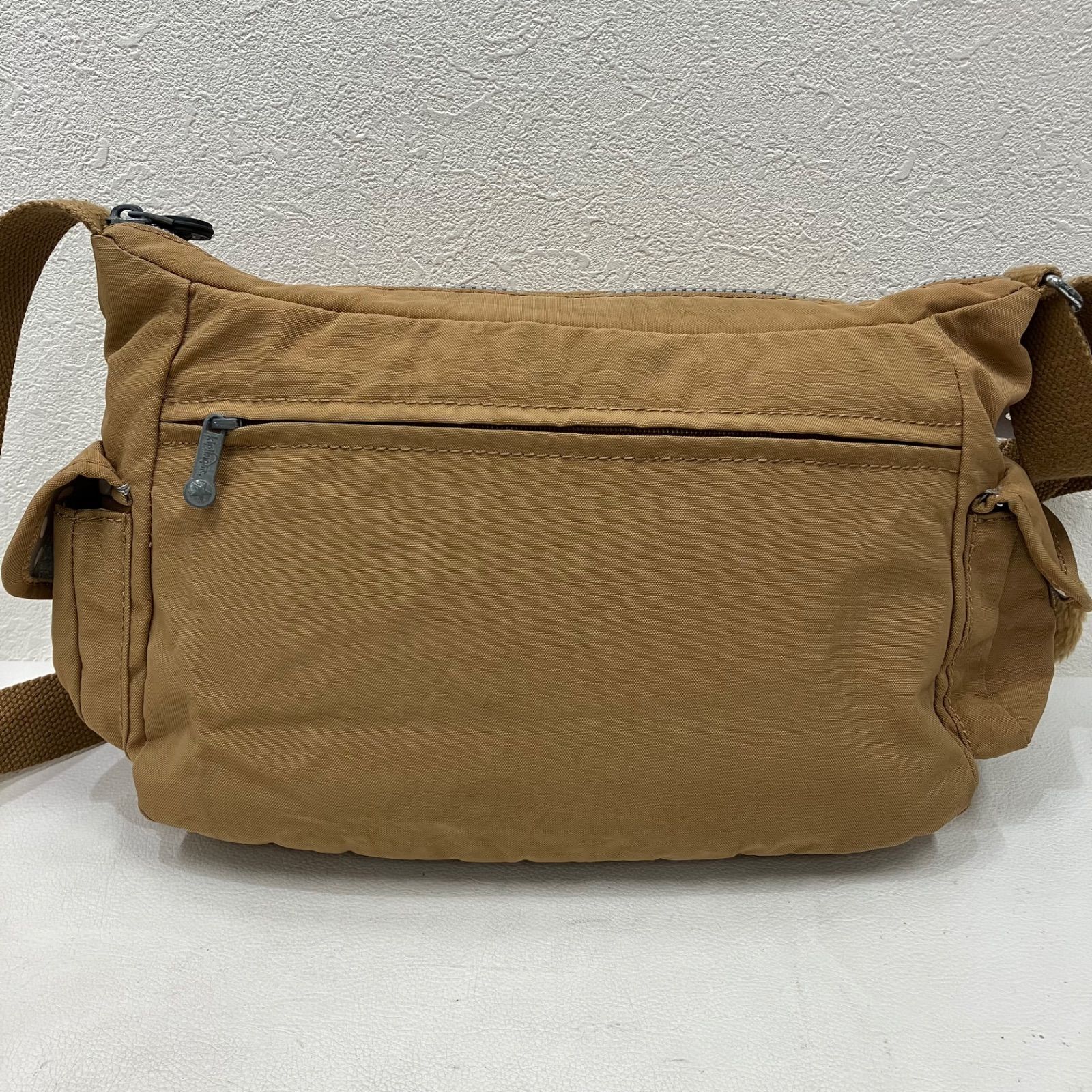 7605 KIPLING キプリング ショルダーバッグ ベージュ系 レディース 