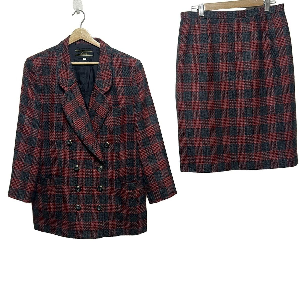 Leilian レリアン スカートスーツ レディース ダークグレー レッド ニット チェック柄 ダブル