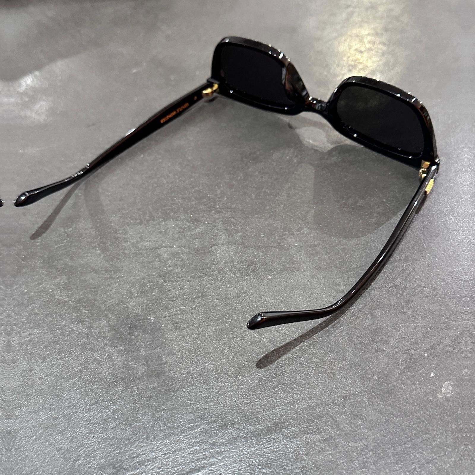 参考上代32000円 GENTLE MONSTER Breezebe 01 サングラス メガネ