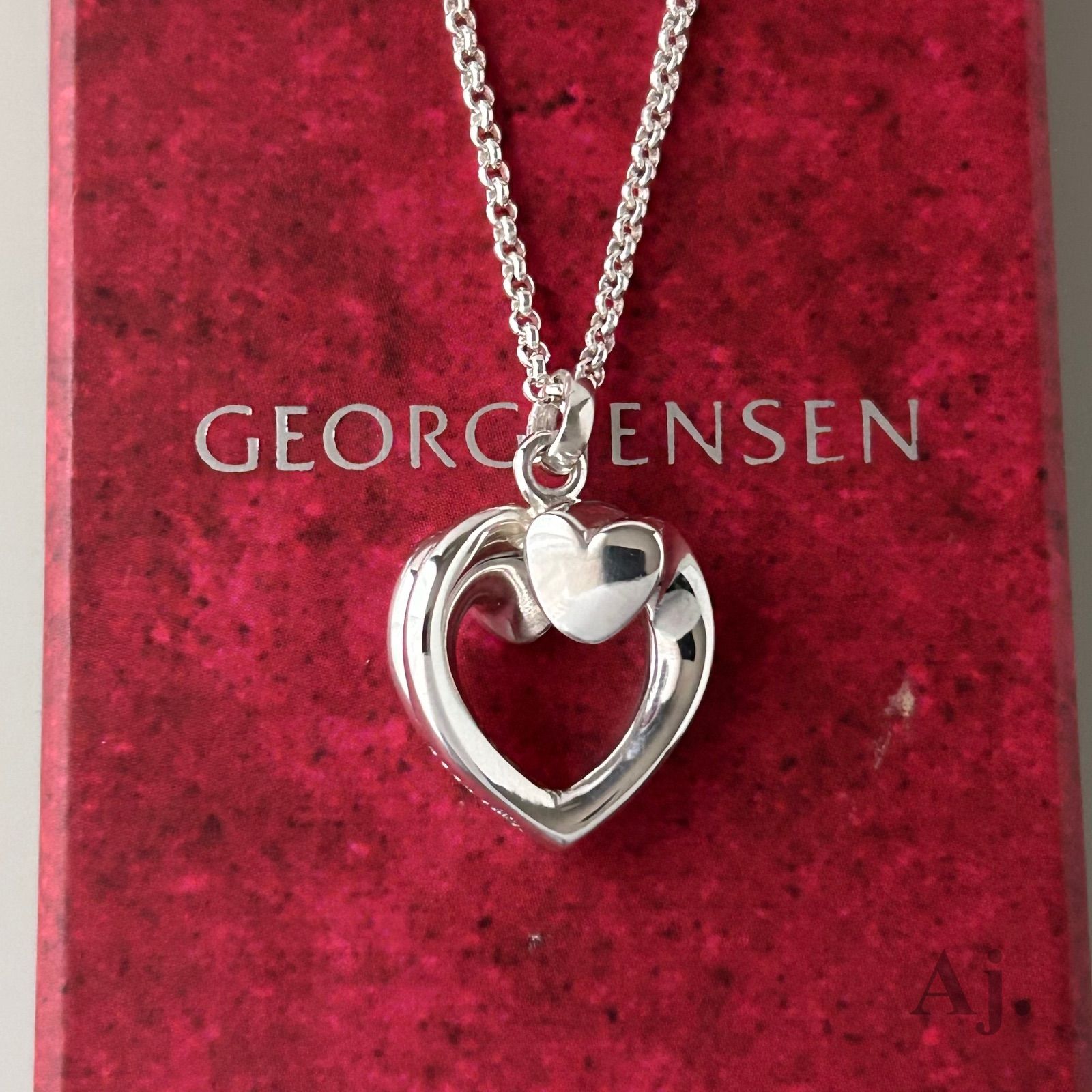   ジョージジェンセン ハート ネックレス 2024 ハート (HEART) ペンダント、18Kゴールド製