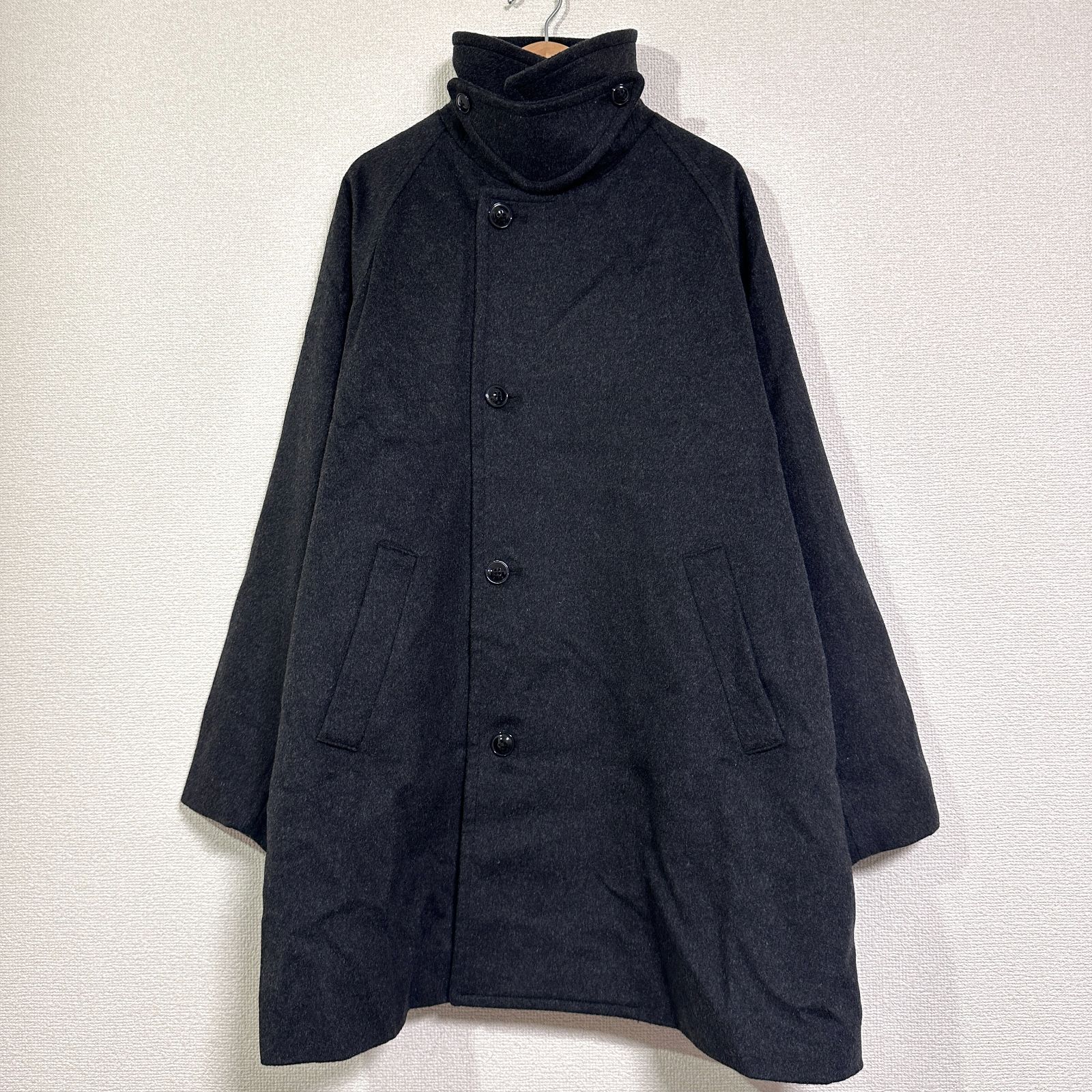 かぐれ 24 AW ウールシングルPコート ミドル丈 ラグランスリーブ チンストラップ付き メリノウール ブラック