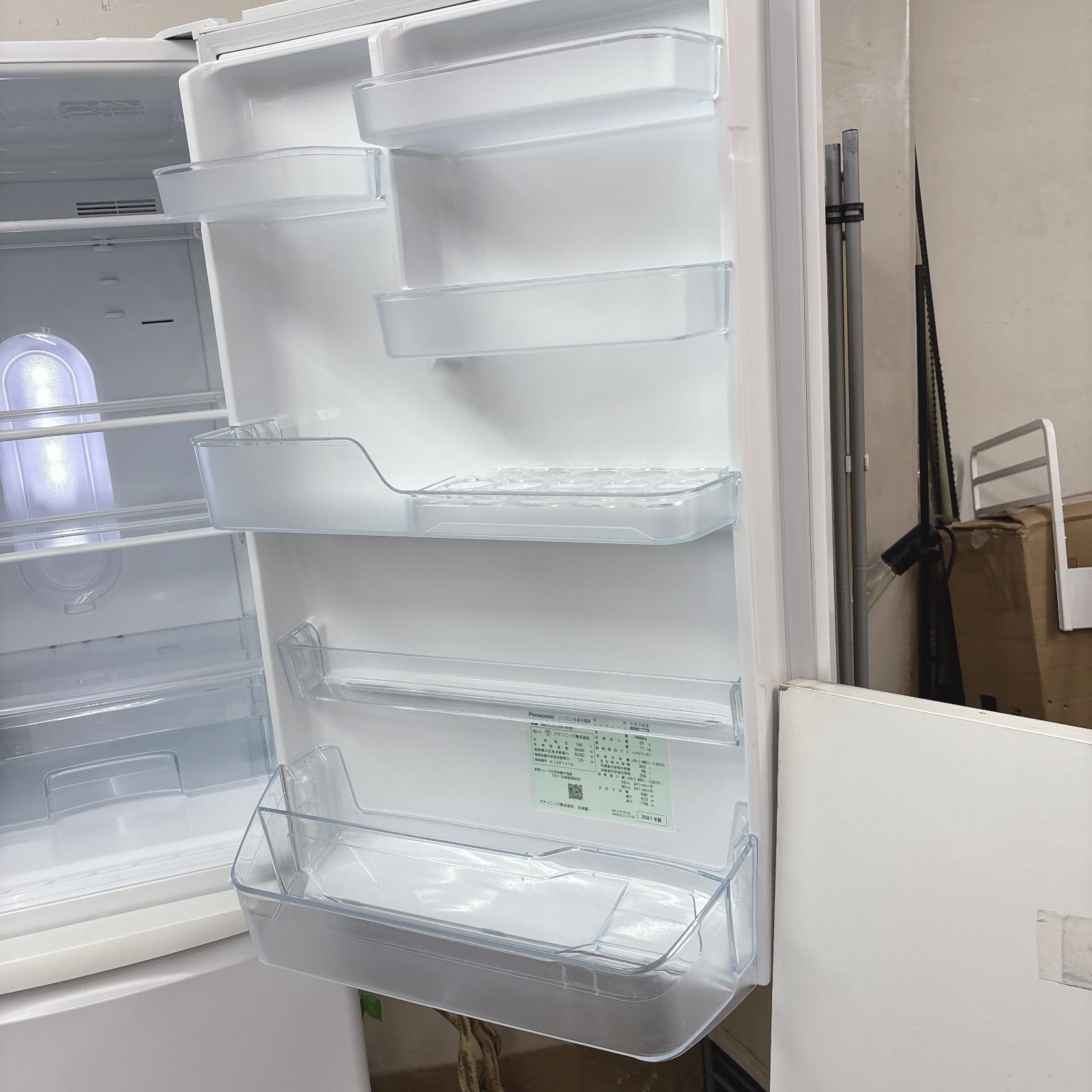 I343 🌈 名古屋市近郊配送設置無料！ エコナビ搭載♪ Panasonic 冷蔵庫