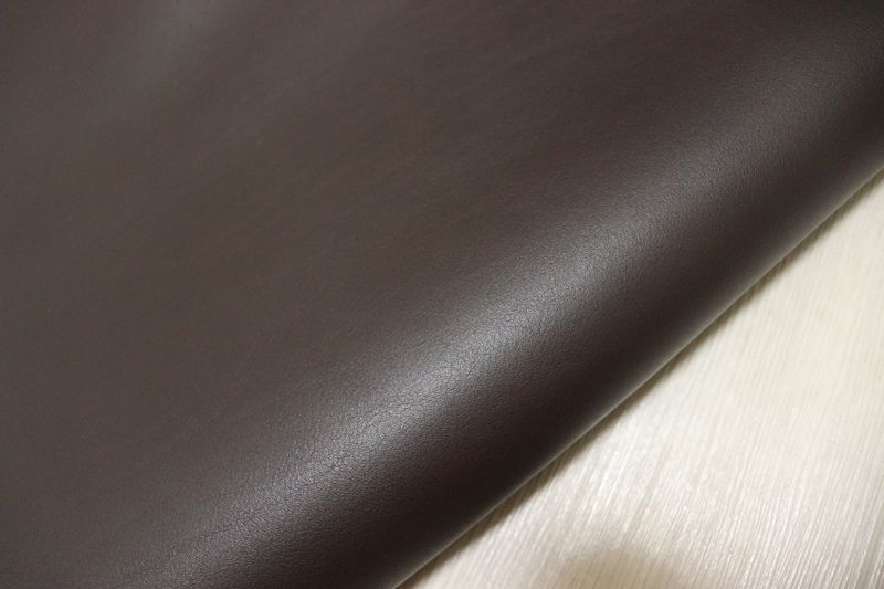 ダークブラウン 160 ds ヌメ革 牛革 イタリア レザー スムース加工 はぎれ 一枚革 レザークラフト 革 皮 本革 diy 生地 材料