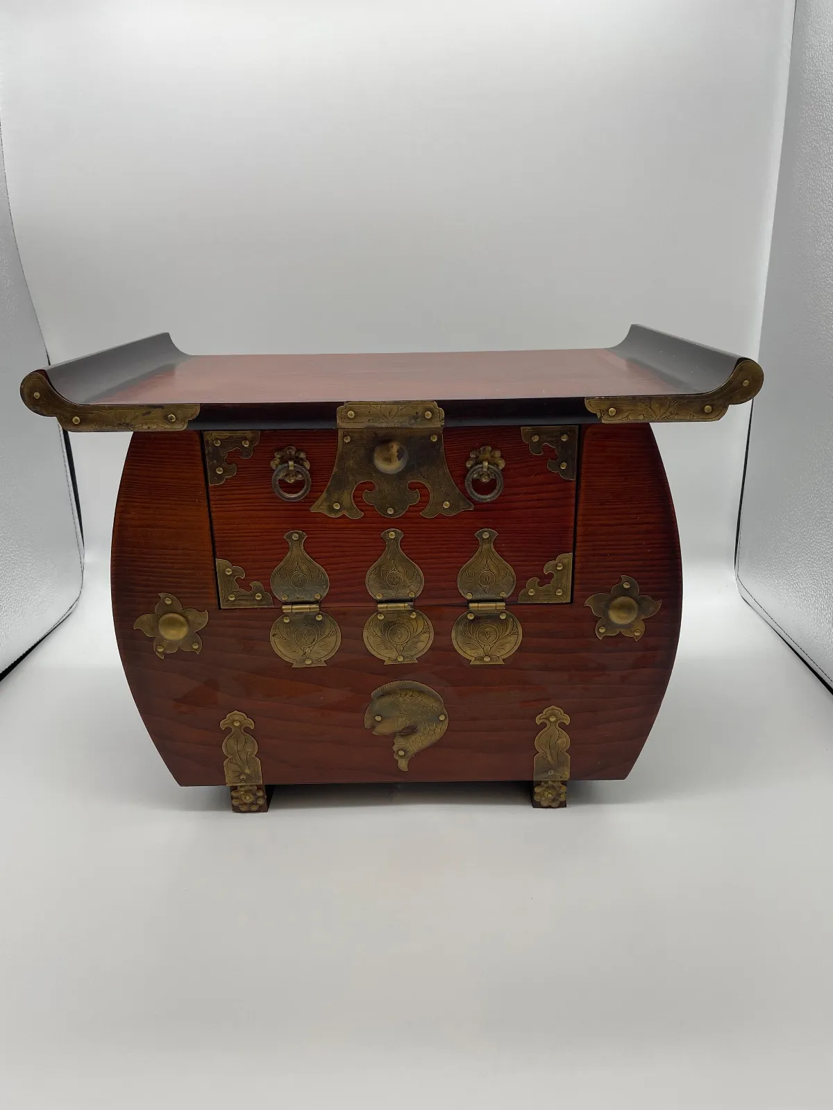 李朝家具 無垢材 古鉄金具 半閉櫃 バンダジ 半閉じ箱 時代物 【蔵