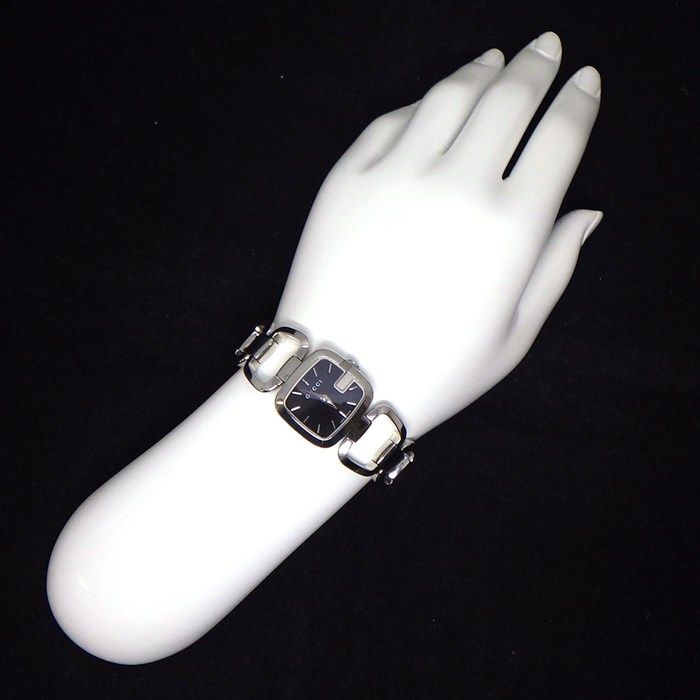  グッチ GUCCI 腕時計 G 125.5 スクエア サンレイ ブラック文字盤 SS クオーツアナログ 腕時計(デジタル) 時計