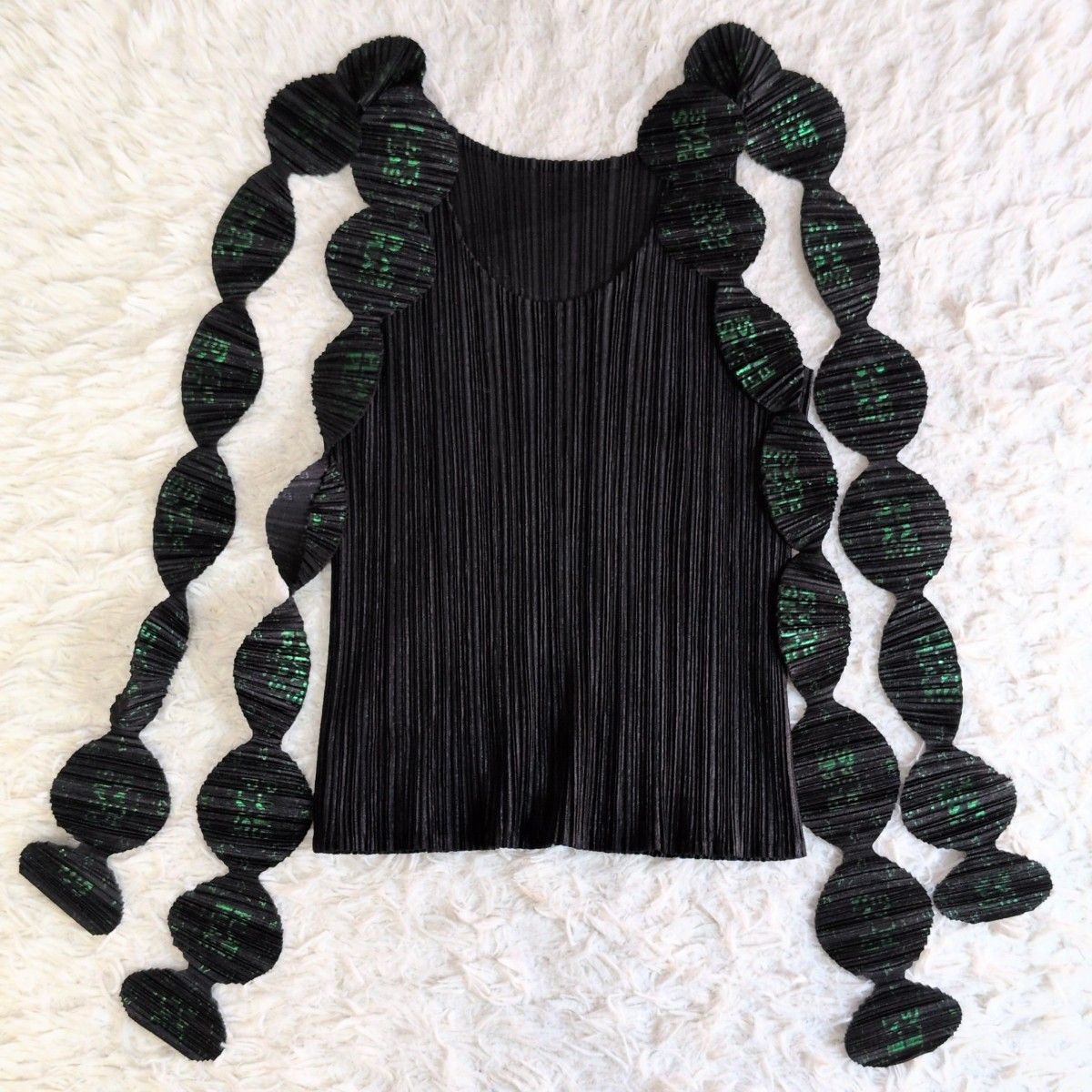 激 PLEATS PLEASE ISSEY MIYAKE プリーツプリーズイッセイミヤケ 装飾リボン デザインカットソー タンクトップ サイズ3 ノースリーブ