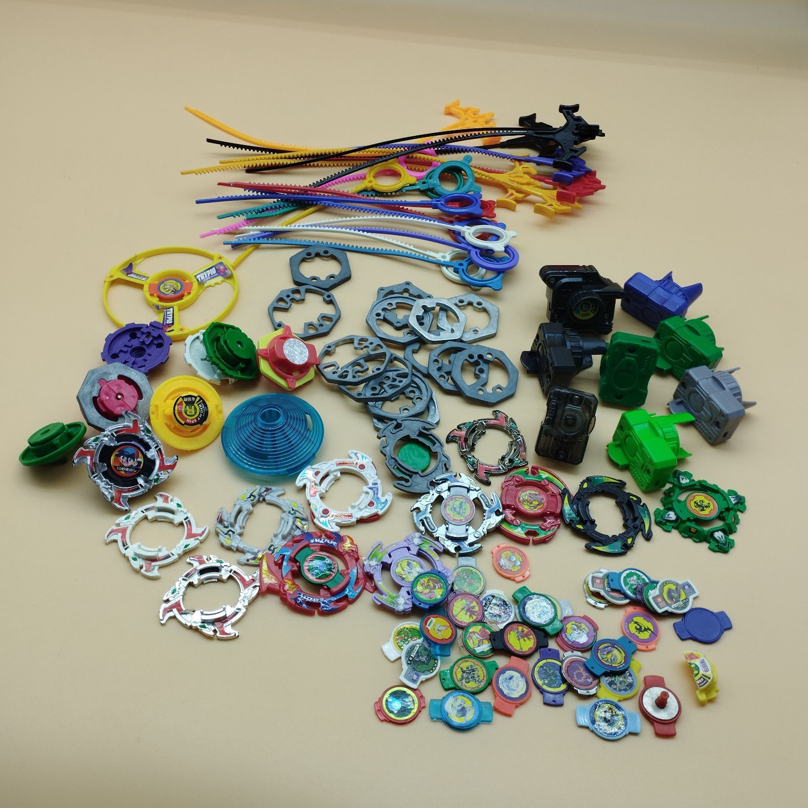 ベイブレード　まとめ売り　ジャンク品 値下げ中 ベイブレードX まとめ売り レアベイあり - メルカリ