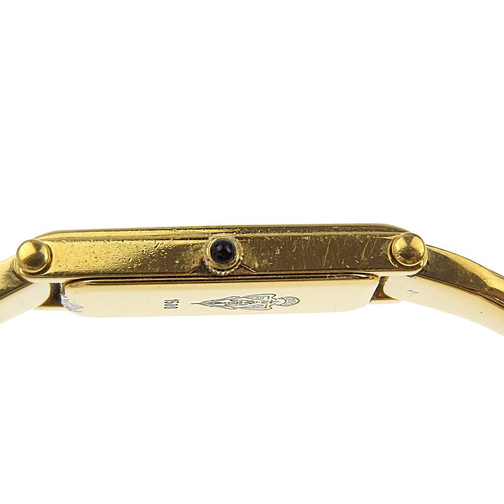 ブラック文字盤