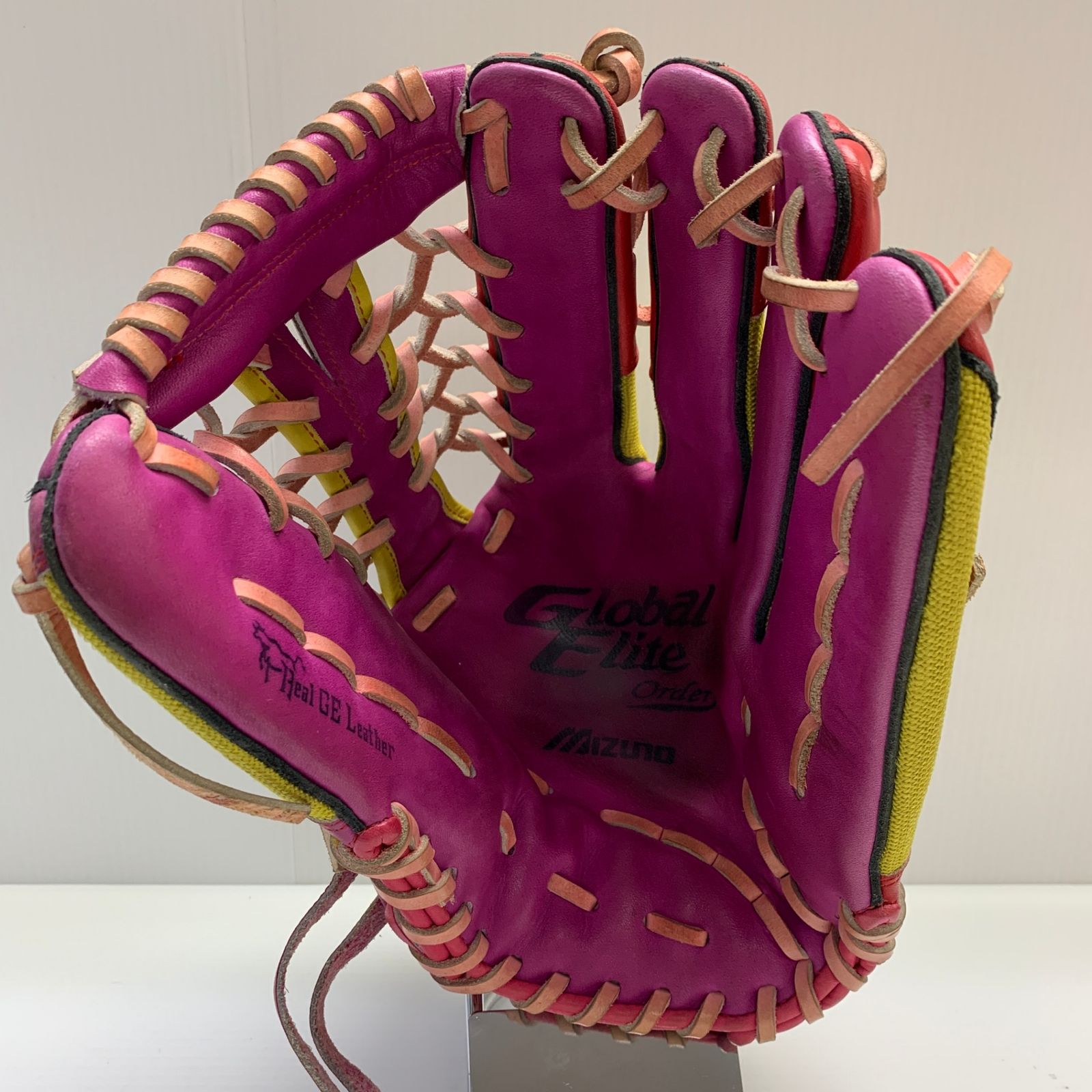 ミズノ MIZUNO グローバルエリート オーダー 軟式 大人 一般 外野手用 グローブ グラブ 右投げ  中古品  野球 7237 ミズノ MIZUNO グローバルエリート オーダー 軟式 大人 一般 外野手用