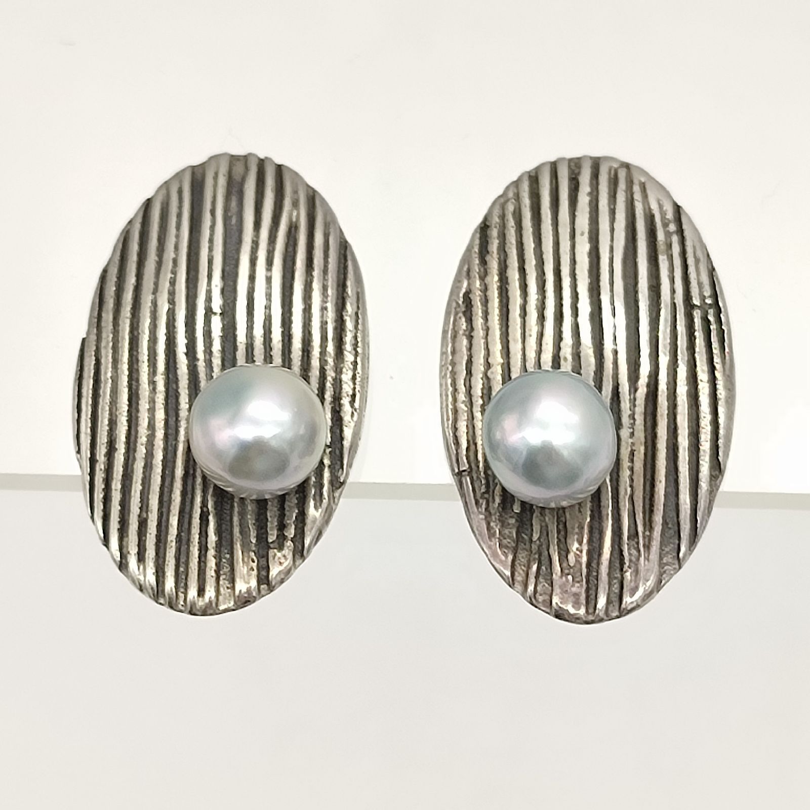 BeBe ベべ マベパールデザインイヤリング ラウンド SILVER シルバー925