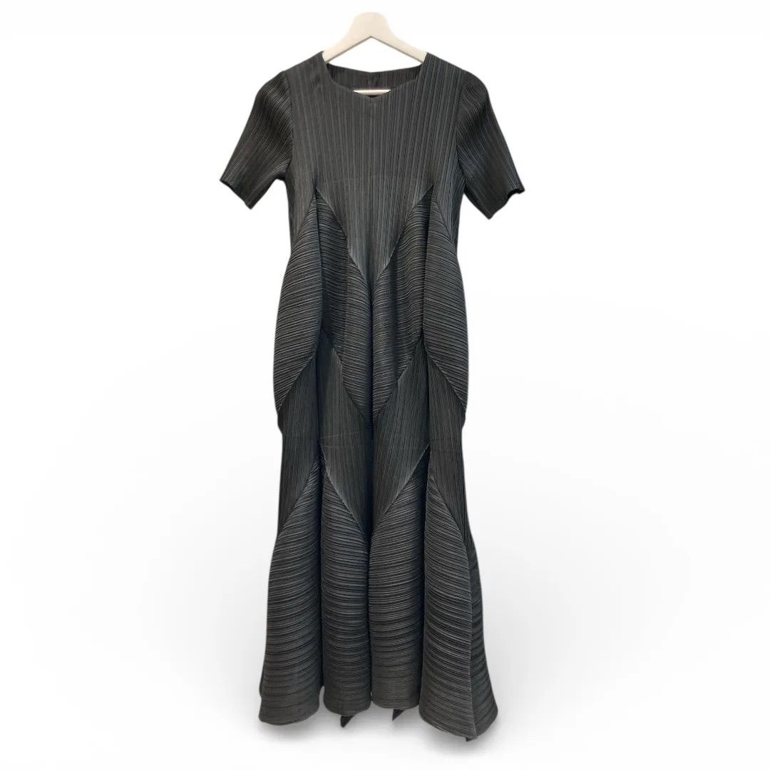 ANDREA-CO. AUBREY アンド アンドコー オーブリー プリーツハーフスリーブワンピース 定価¥17600- 伸縮性ありストレッチ ブラック サイズ ゴーゴー 草2792