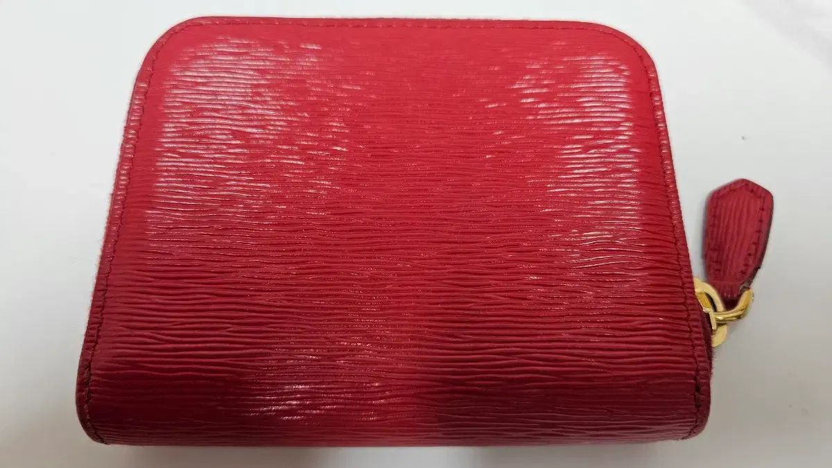  PRADA プラダ レッド ファー ジッパー 財布 長財布 小物