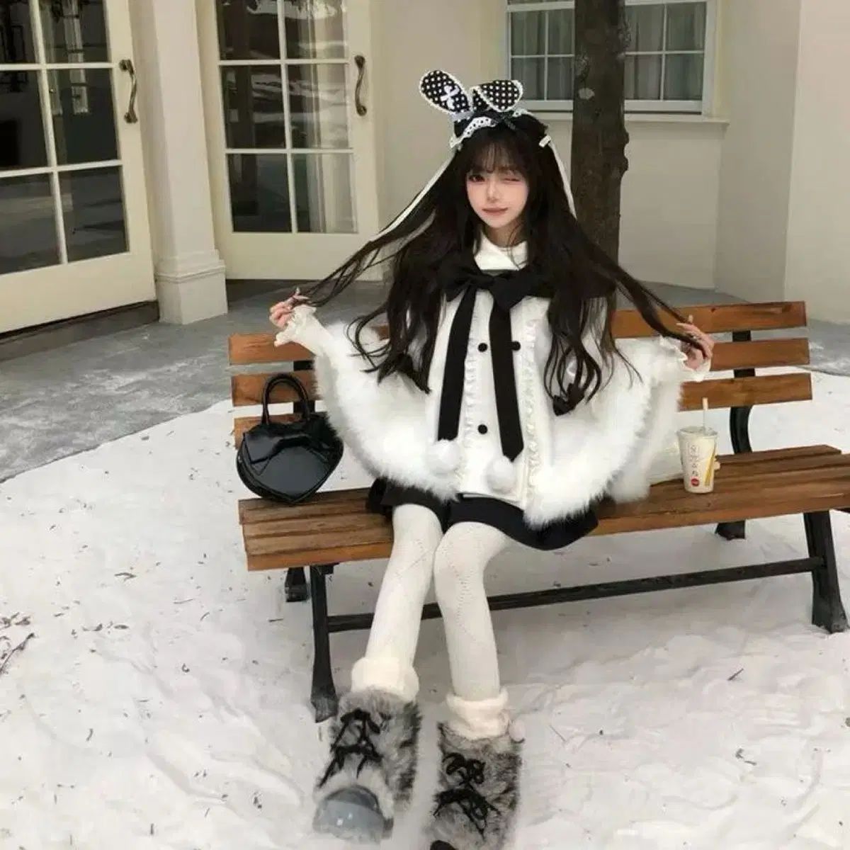冬用かわいい白ケープショールクマ帽子ミニスカートセット