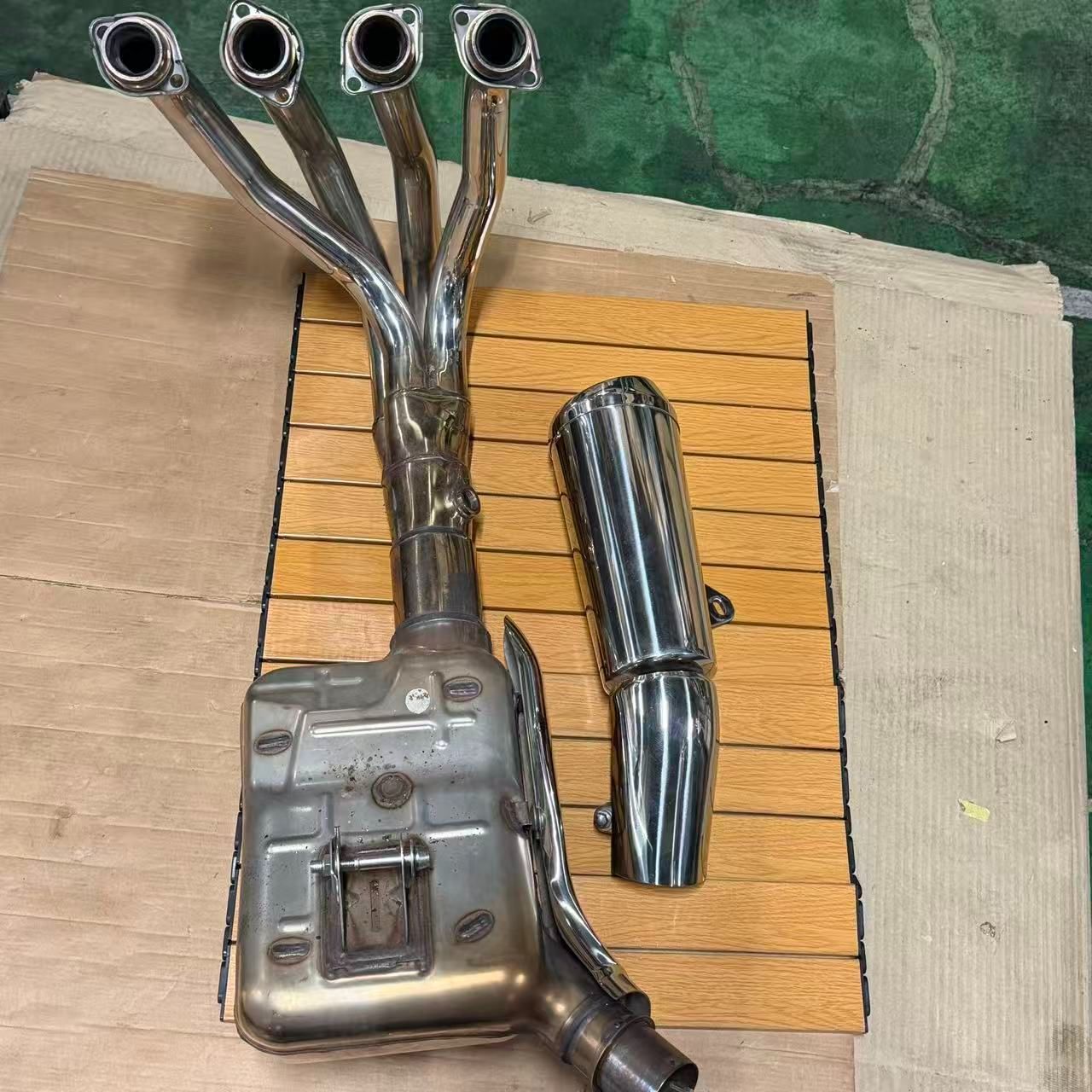 ３営業日以内発送 Z 900 RS マフラー KHI K 674