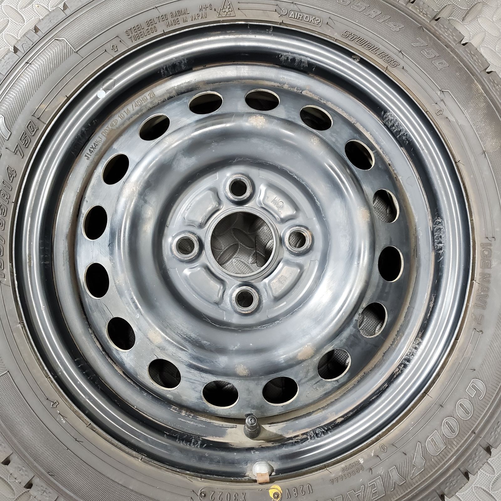  22年製 155 65 R 14 グッドイヤー アイスナビ7 三菱 ekワゴン ekスペース スタッドレスタイヤ 1316 14インチ タイヤ ホイールセット