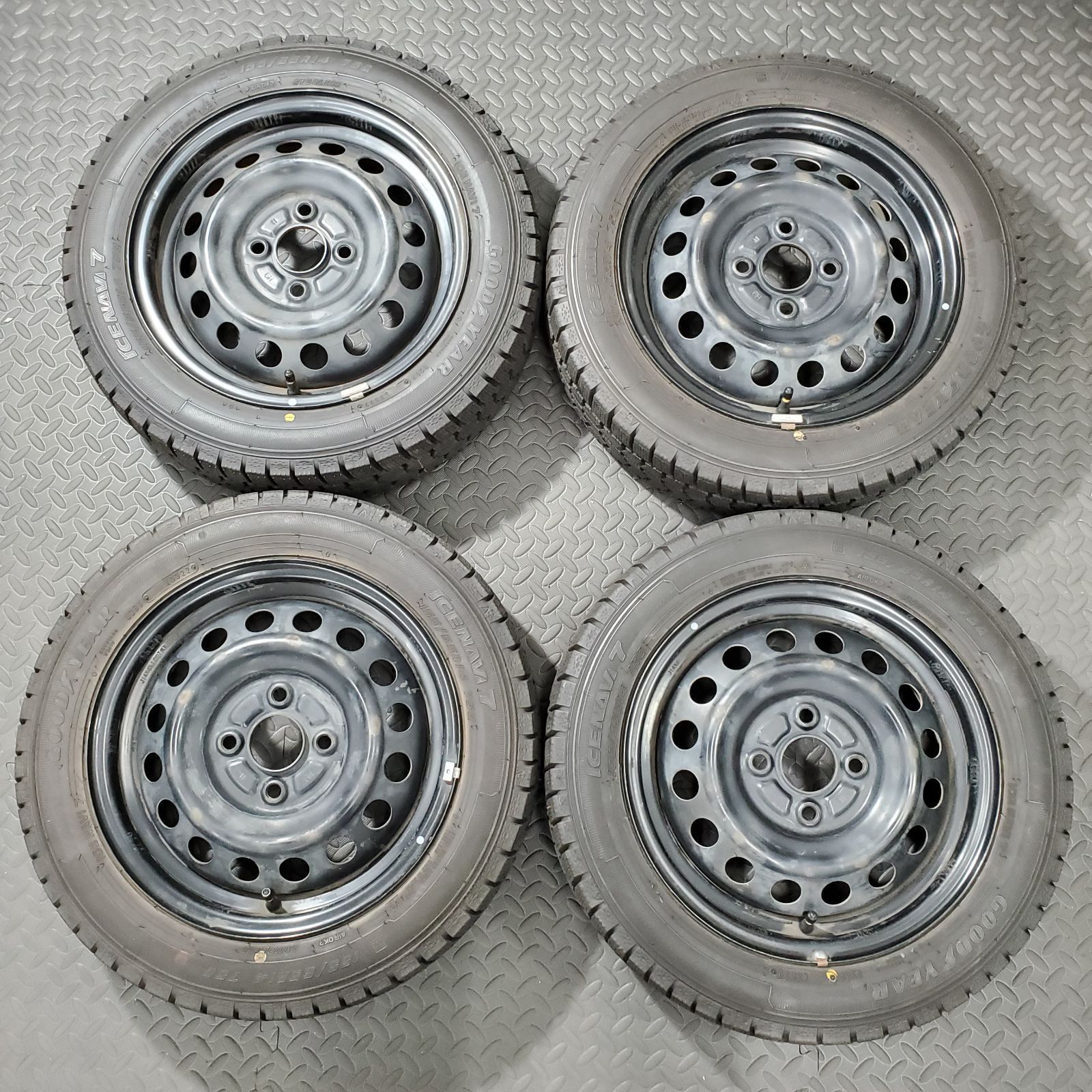 22年製 155 65 R 14 グッドイヤー アイスナビ7 三菱 ekワゴン ekスペース スタッドレスタイヤ 1316