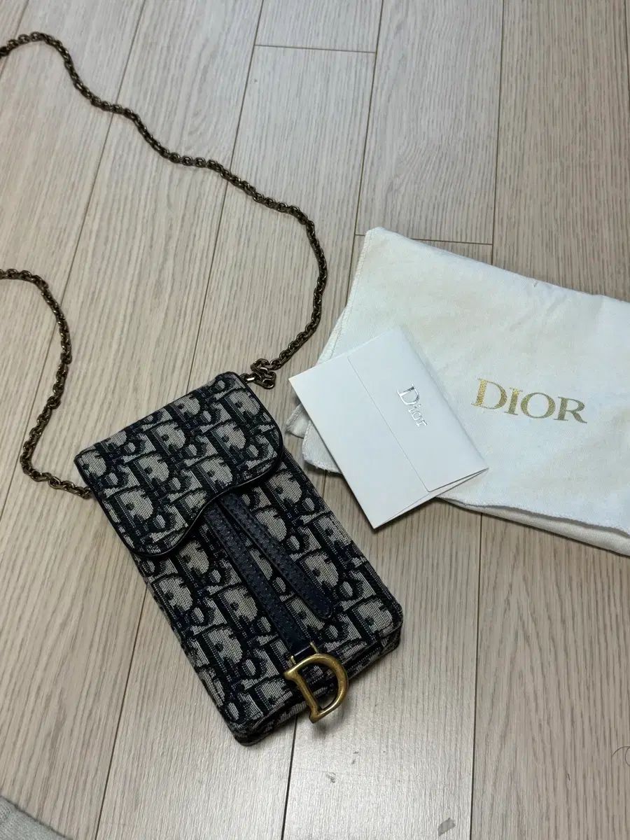 ディオール スマートフォンバッグ