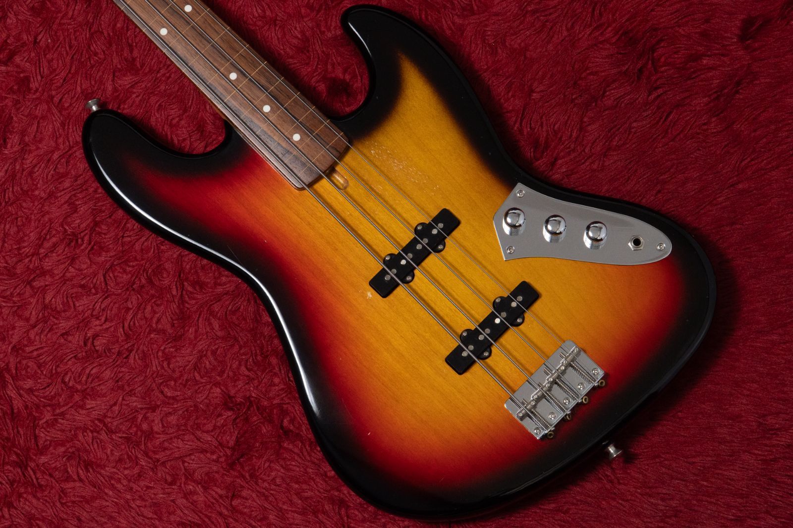 VanZandt JBV-R 2 FL 2017 3.635 kg 1579 GIB横浜