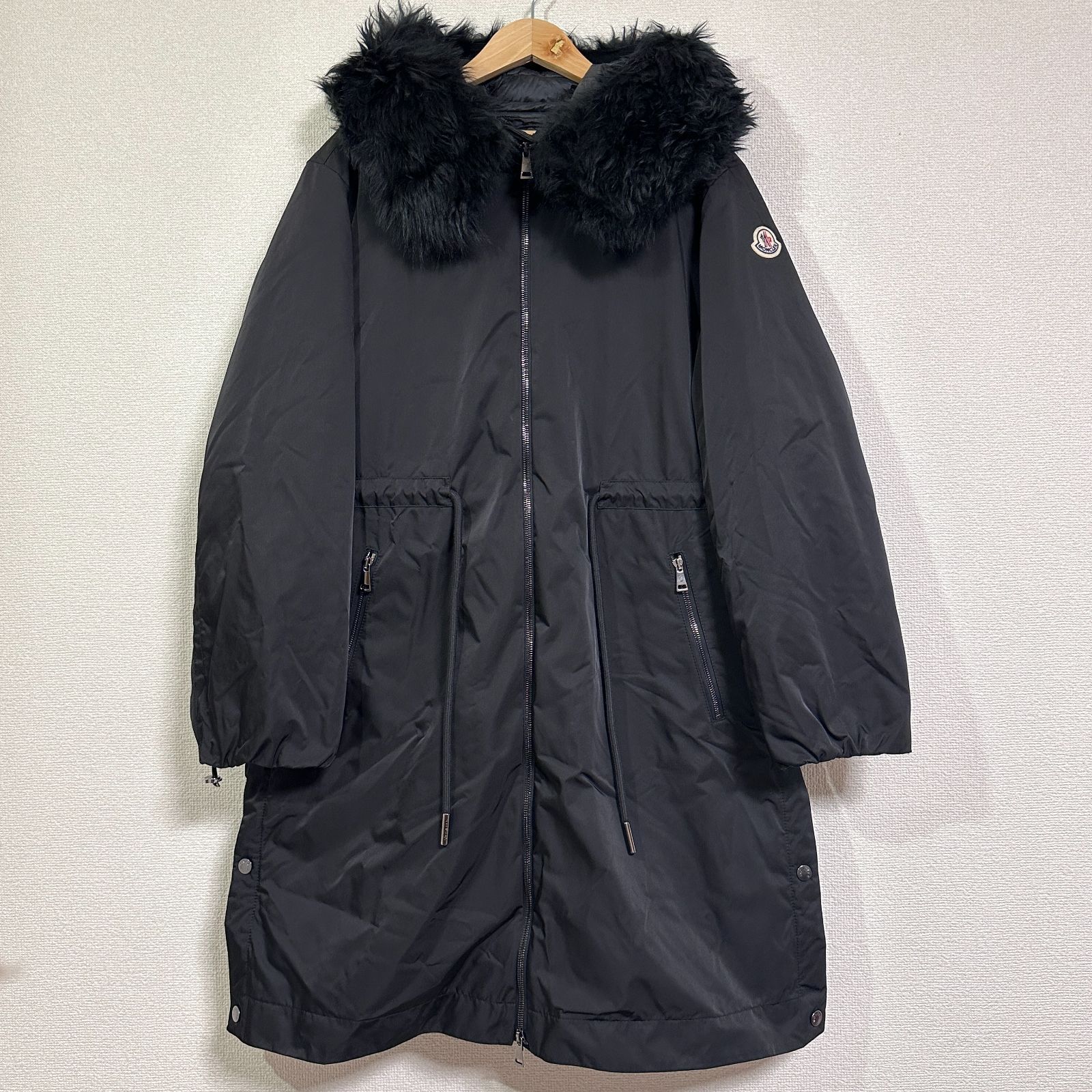 MONCLER モンクレールジャパン DURBEC LONG PARKA ファー付き MONCLER モンクレールジャパン DURBEC LONG PARKA ファー付き
