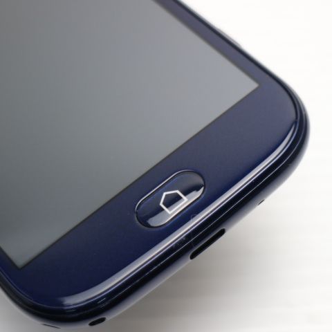 新品同様 F-42A らくらくスマートフォン ネイビー 即日発送 スマホ 白