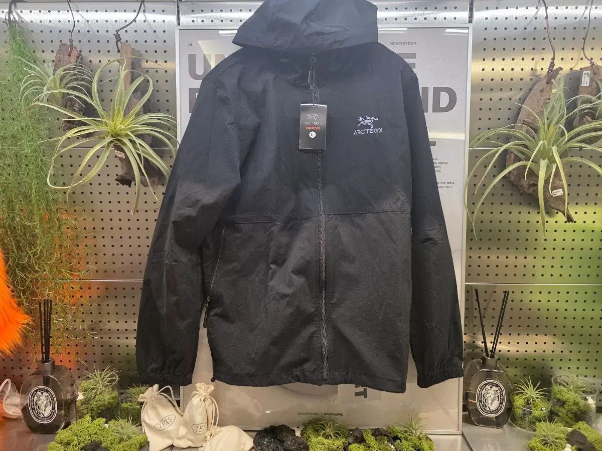 ARC TERYX アークテリクス ブラック フード ウィンドブレーカー