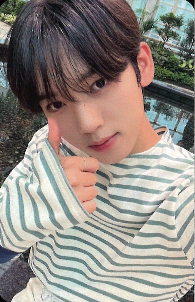 yu_yuさん専用 ZEROBASEONE JumpUp YU JIN YOUTH IN THE SHADE - メルカリ