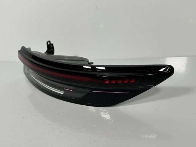 クラウン セダン AZSH32 KZSM30 純正 右テールランプ Assy テール