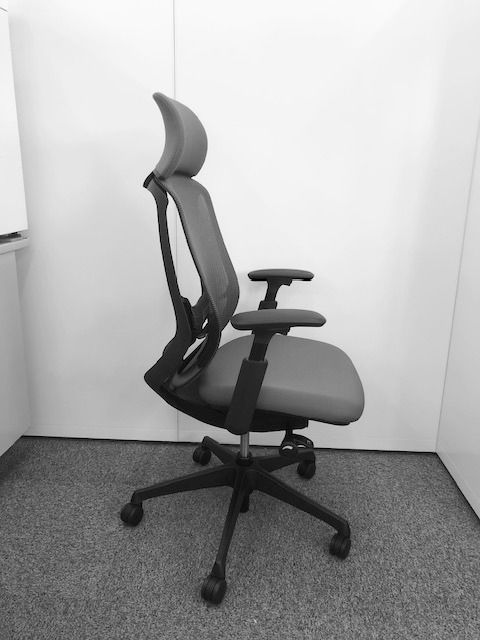  B 製 オカムラ シルフィーチェア エクストラハイバック 可動肘 固定ヘッドレスト オフィス家具 レトロチェア オフィスチェア ワークチェア 椅子 チェア