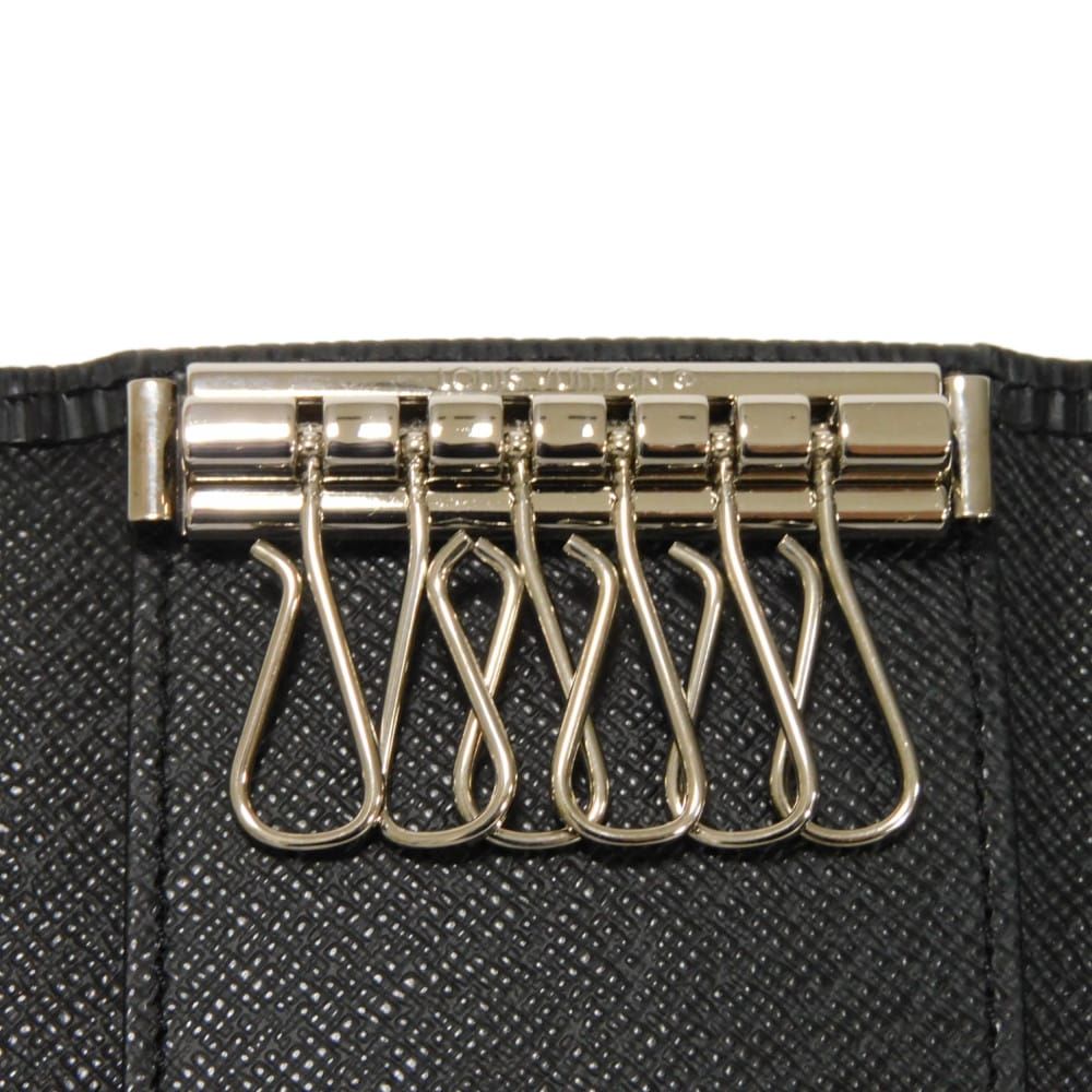 スナップボタン