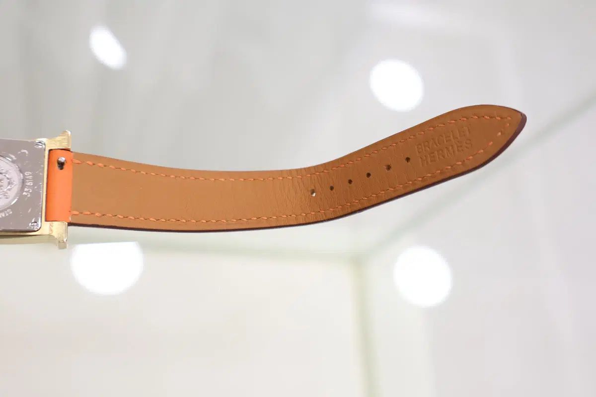 Hウォッチ ゴールド