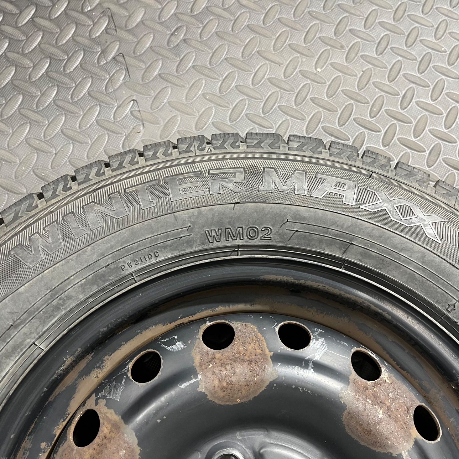  19年製 145 80 R 13 ダンロップ ウインターマックスWM 02 ダイハツ ミラ ムーヴ タント スタッドレスタイヤ 1317 E 13インチ タイヤ ホイールセット