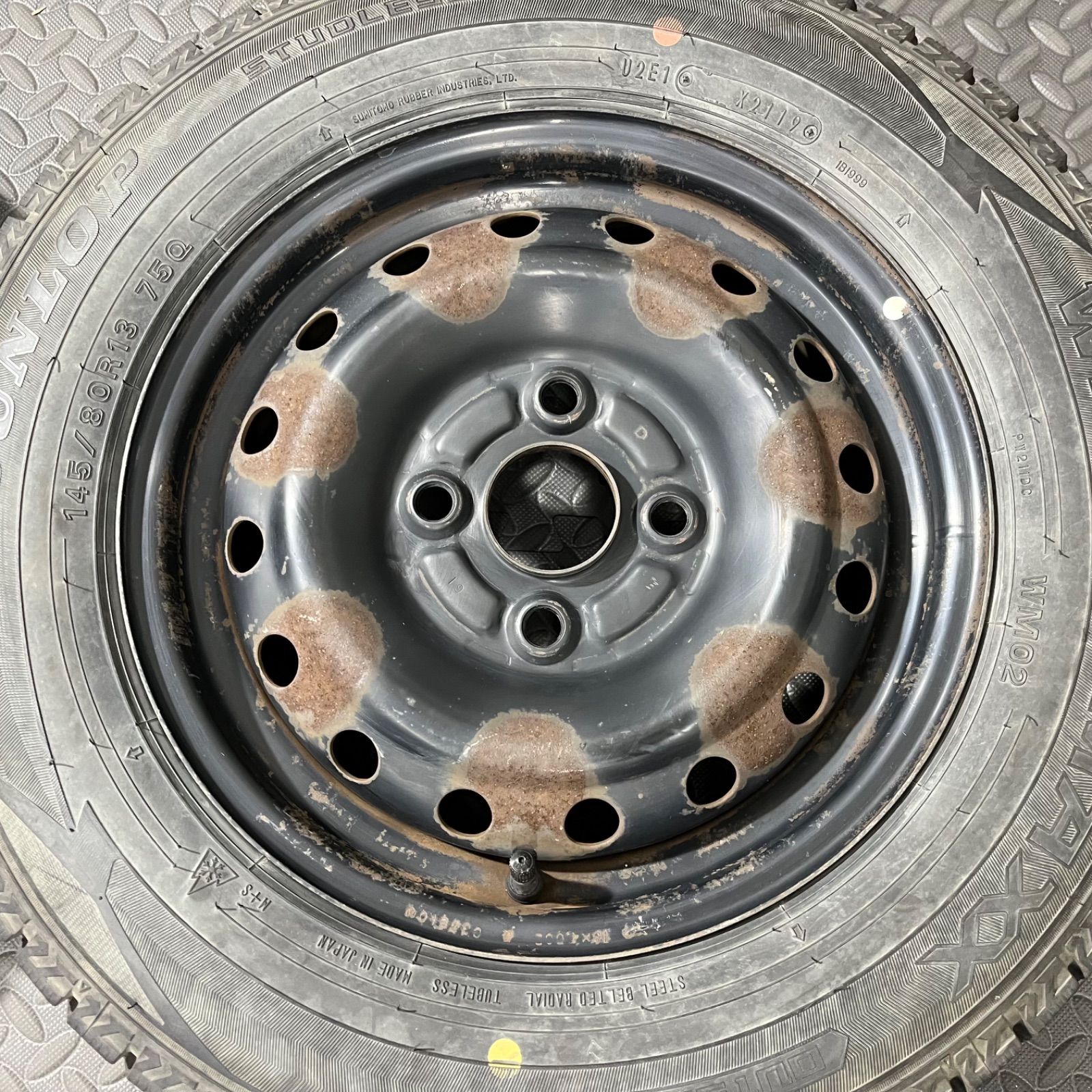 タント スタッドレスタイヤ