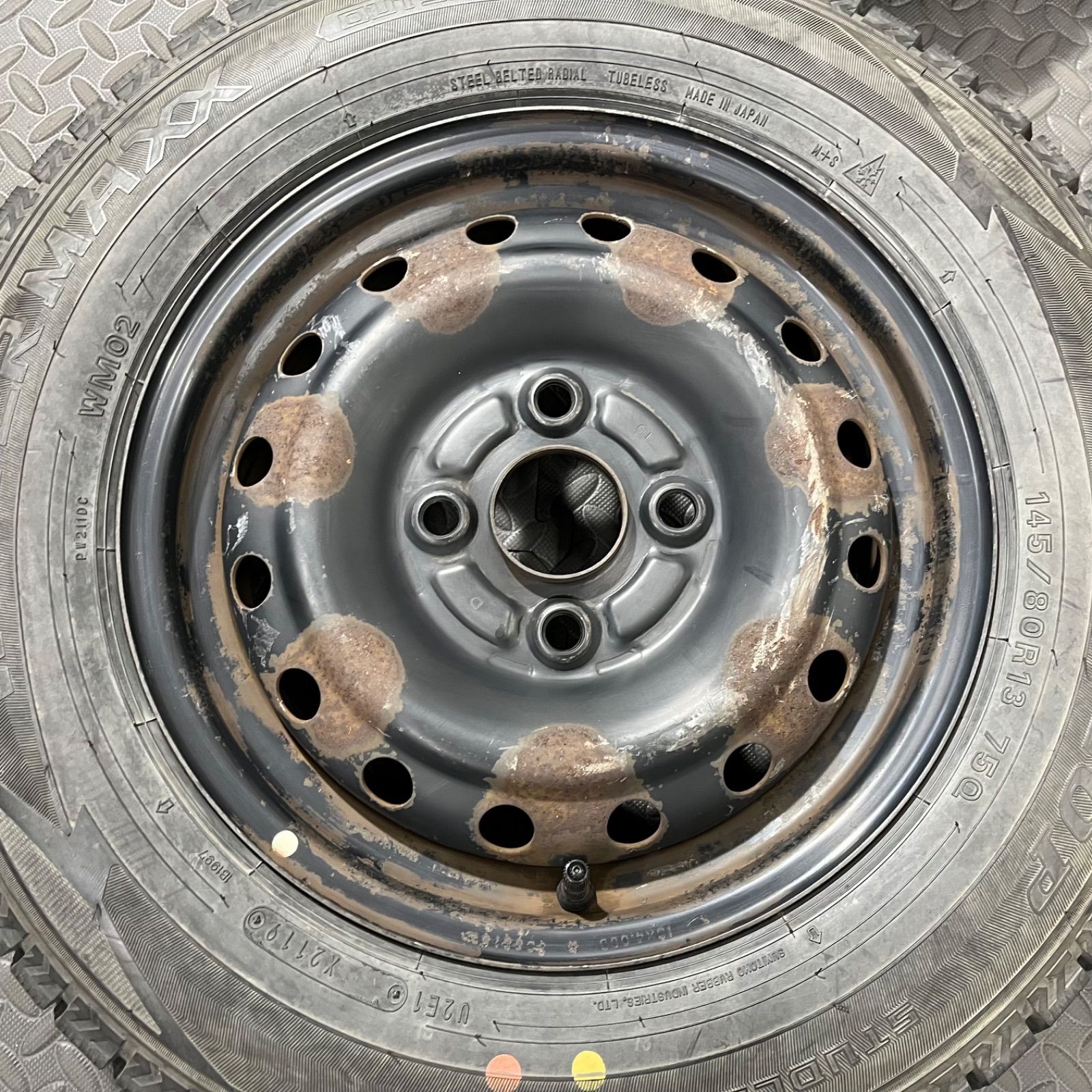 タント スタッドレスタイヤ