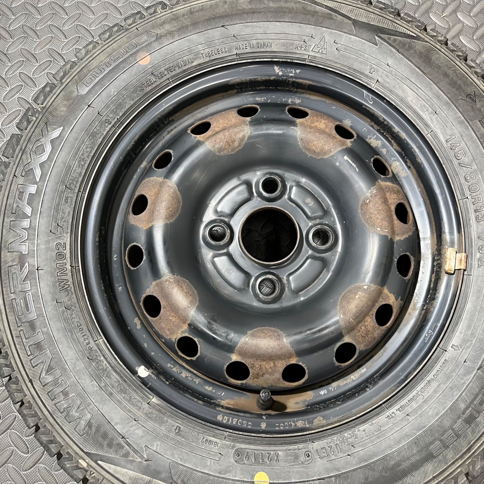 19年製 145 80 R 13 ダンロップ ウインターマックスWM 02 ダイハツ ミラ ムーヴ タント スタッドレスタイヤ 1317 E