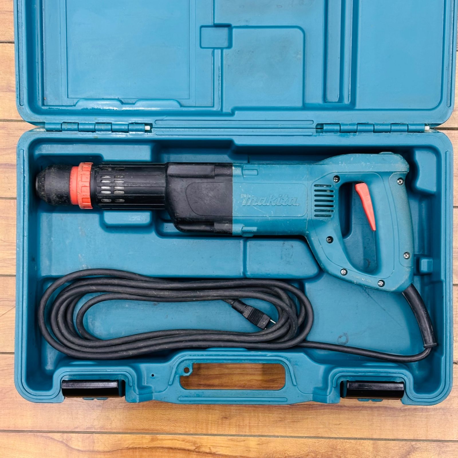 動作良好 マキタ makita 電動ケレン HK 0500