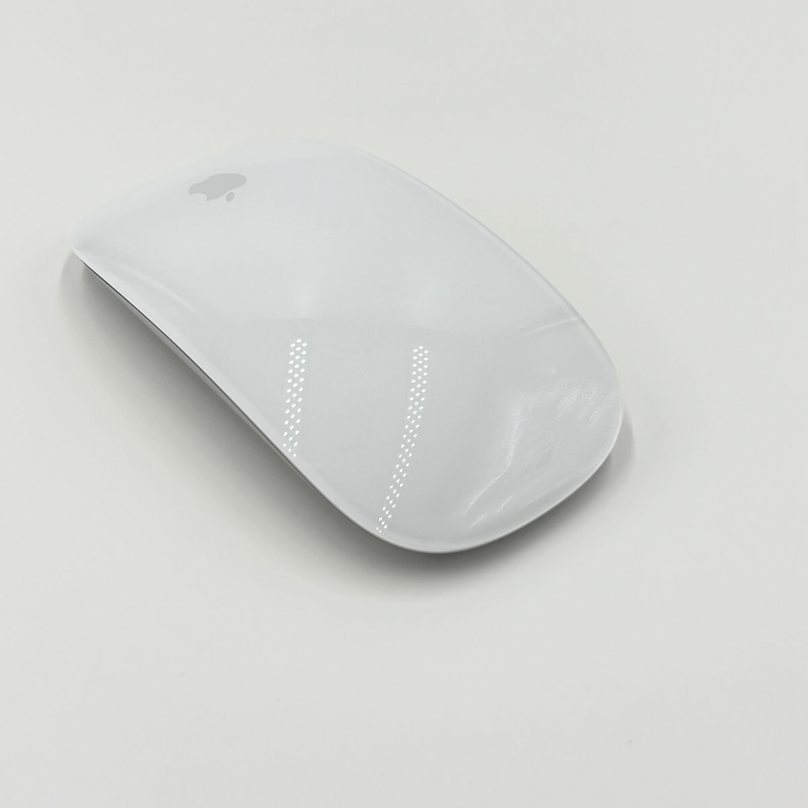 Apple Magic Mouse ホワイト Apple Magic Mouse Multi-Touch Surface