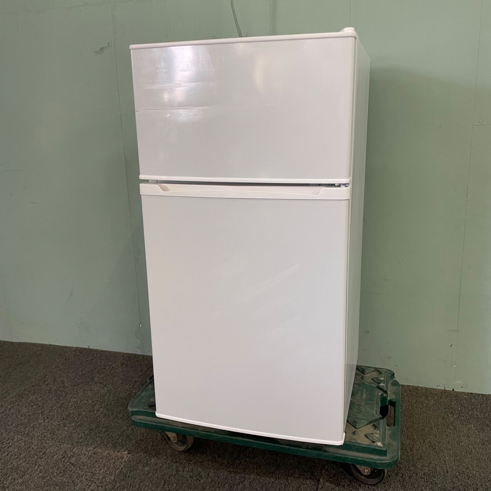 ♭ simplus 冷蔵庫 小型 2ドア 90L 家庭用 冷凍庫 一人暮らし オフィス 