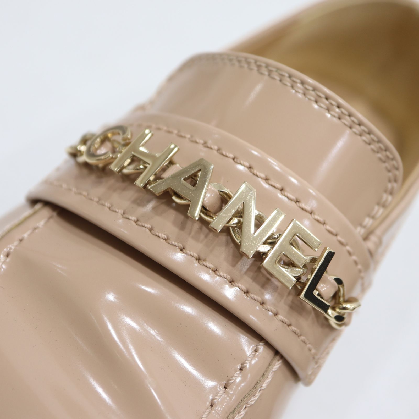 ロゴ エナメルベージュ